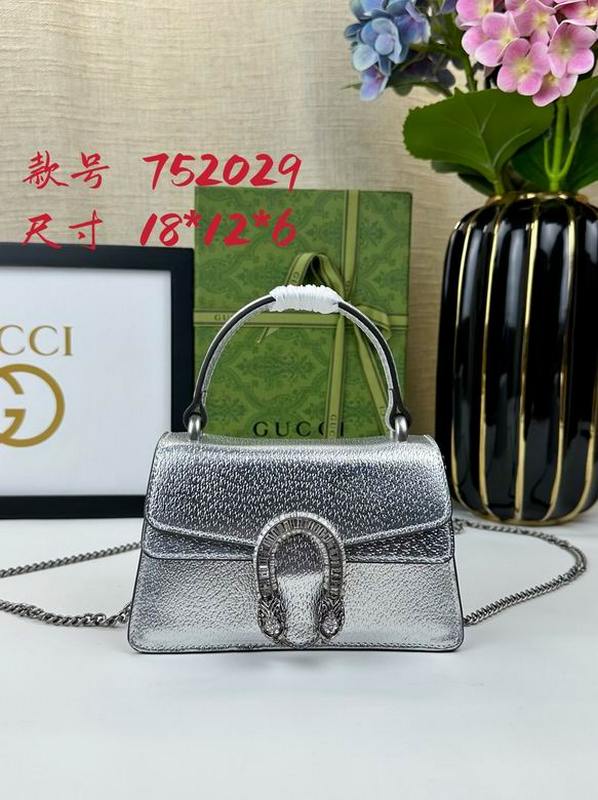 Gucci Handbags 277